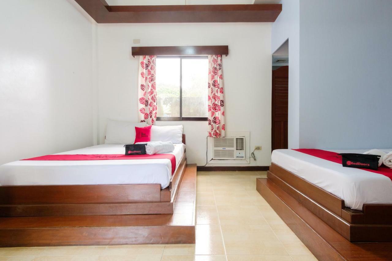 Reddoorz Premium @ Abueg Road Extension Puerto Princesa Exterior foto